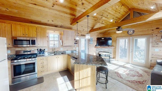 71 COUNTY ROAD 2031, Crane Hill, AL 35053