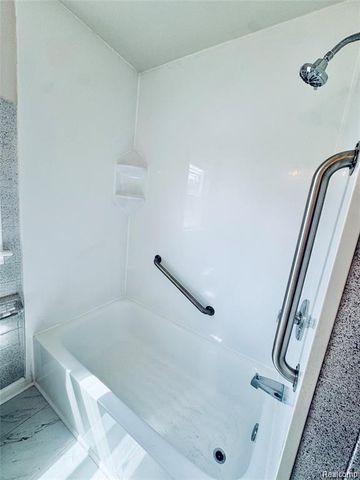 12796 Pullman Street, Southgate, MI 48195
