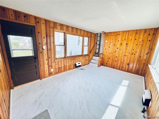 12796 Pullman Street, Southgate, MI 48195