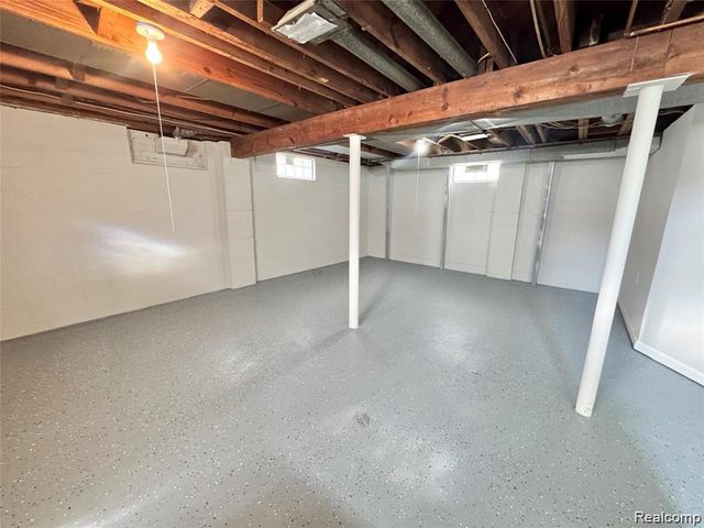 12796 Pullman Street, Southgate, MI 48195