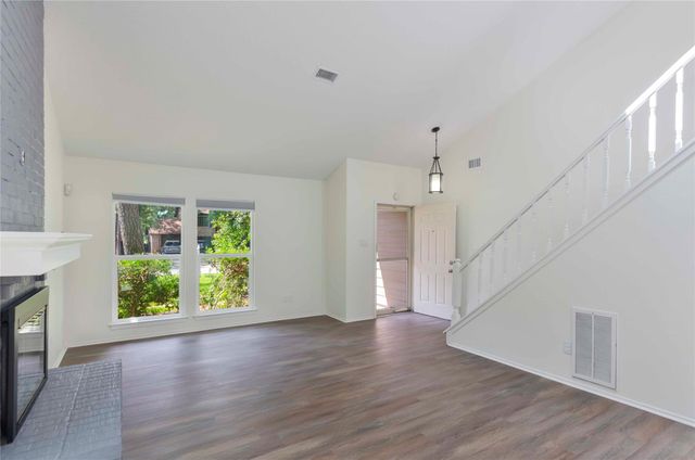 79 Maple Branch, Spring, TX 77380