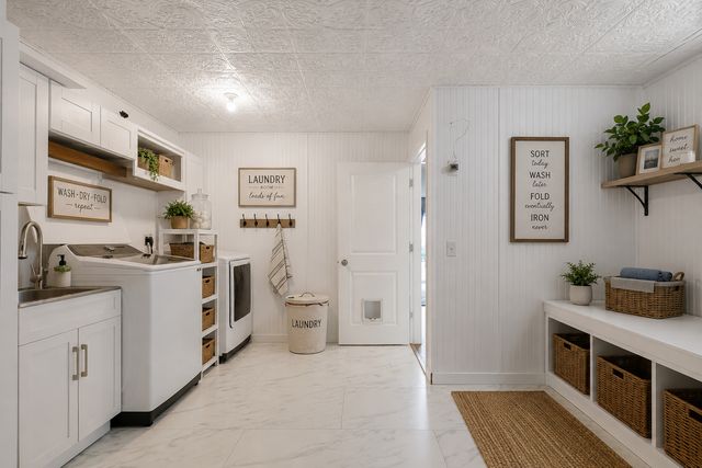 15174 Emory Circle, Apple Valley, MN 55124