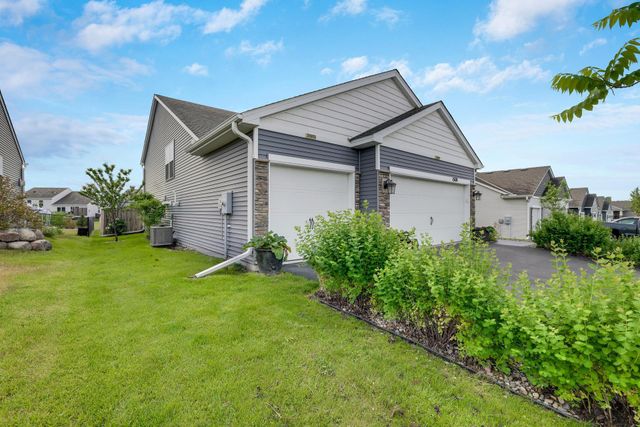 15174 Emory Circle, Apple Valley, MN 55124