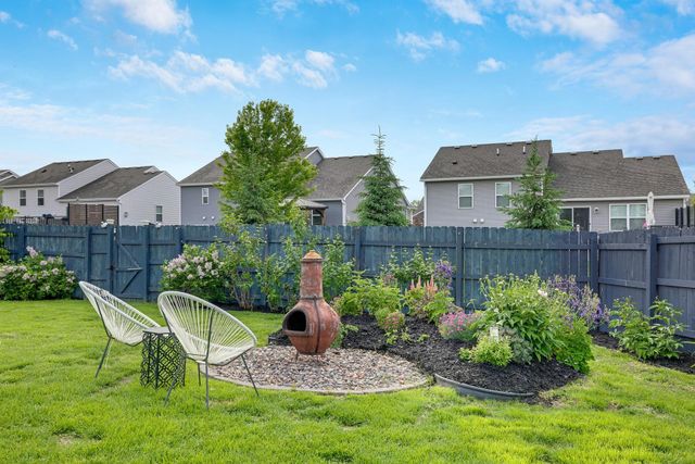 15174 Emory Circle, Apple Valley, MN 55124