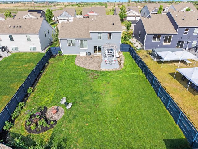 15174 Emory Circle, Apple Valley, MN 55124