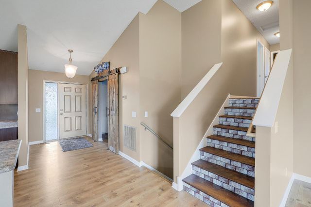 15174 Emory Circle, Apple Valley, MN 55124