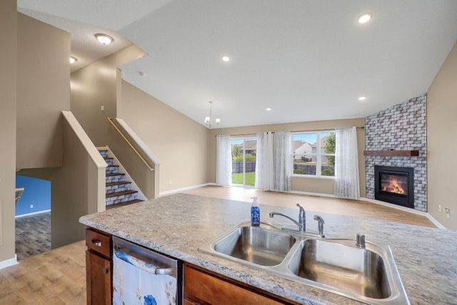 15174 Emory Circle, Apple Valley, MN 55124