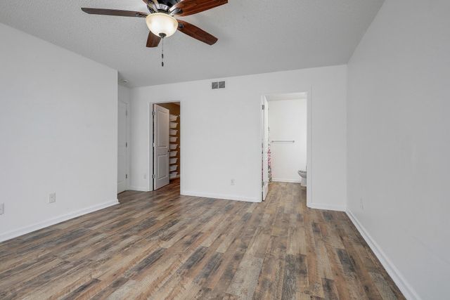 15174 Emory Circle, Apple Valley, MN 55124