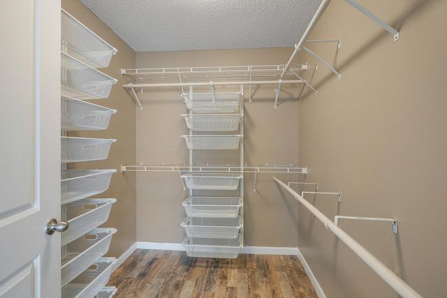 15174 Emory Circle, Apple Valley, MN 55124