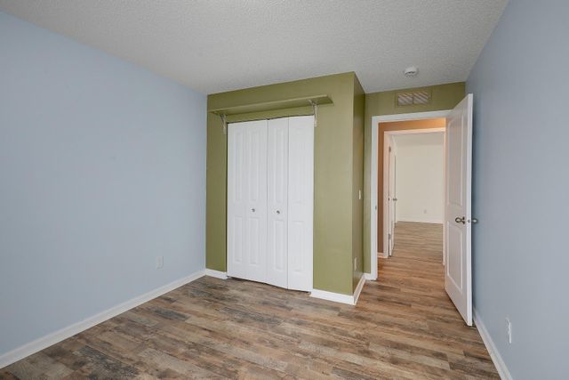 15174 Emory Circle, Apple Valley, MN 55124