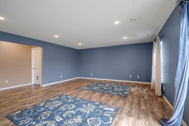 15174 Emory Circle, Apple Valley, MN 55124