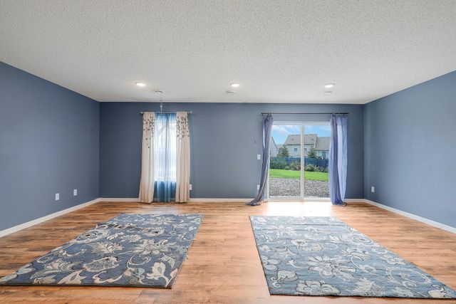 15174 Emory Circle, Apple Valley, MN 55124