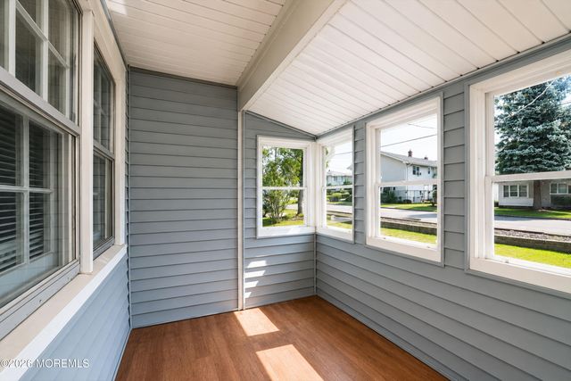 121 Seawood Drive, Keyport, NJ 07735
