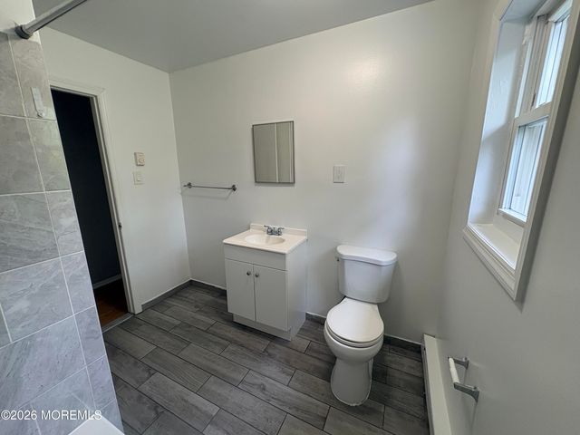 28 Spring Terrace, Freehold, NJ 07728