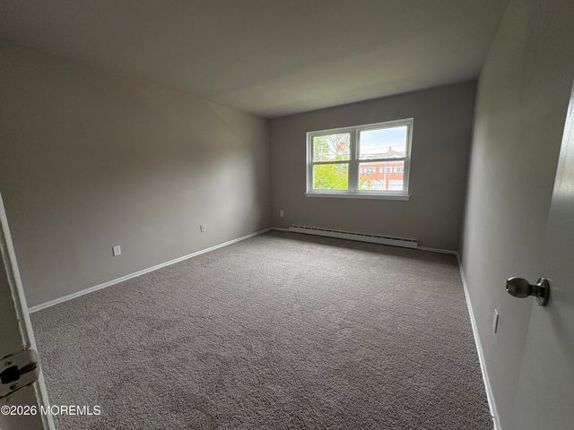 28 Spring Terrace, Freehold, NJ 07728