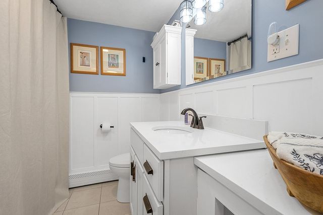 9 Lakeshore Dr, Norfolk, MA 02056