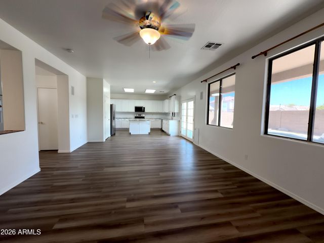 9509 W HAZELWOOD Street, Phoenix, AZ 85037