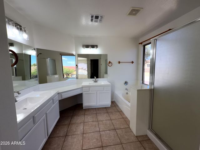 9509 W HAZELWOOD Street, Phoenix, AZ 85037