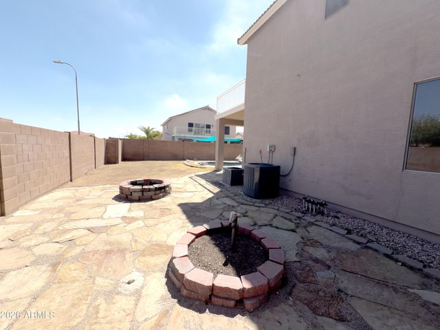 9509 W HAZELWOOD Street, Phoenix, AZ 85037