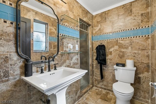 41 Troy Dr, Springfield Twp., NJ 07081