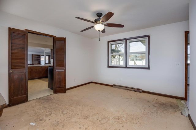 1913 Black Bridge Road, Janesville, WI 53545