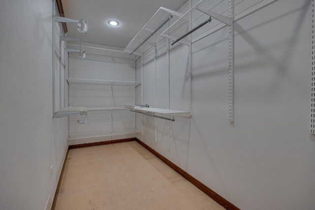 1913 Black Bridge Road, Janesville, WI 53545