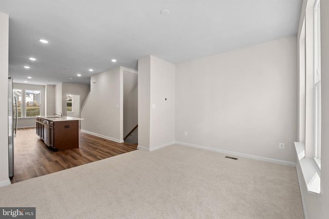 6045 SOHO WAY, Hyattsville, MD 20782