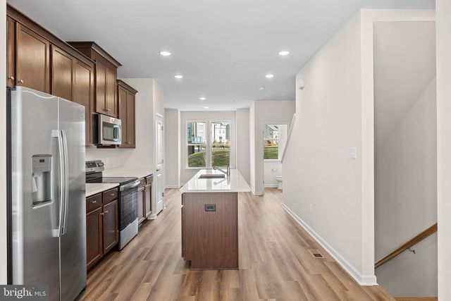 6045 SOHO WAY, Hyattsville, MD 20782