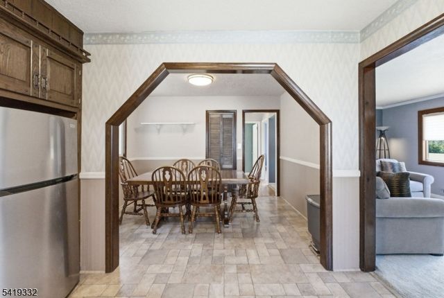 116 Rafkind Rd, Bloomingdale Boro, NJ 07403