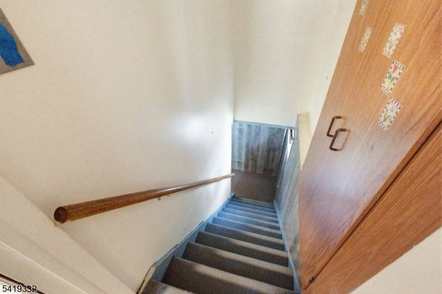 116 Rafkind Rd, Bloomingdale Boro, NJ 07403