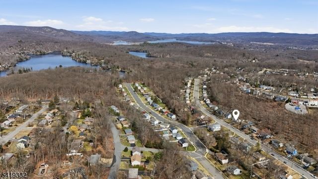 116 Rafkind Rd, Bloomingdale Boro, NJ 07403