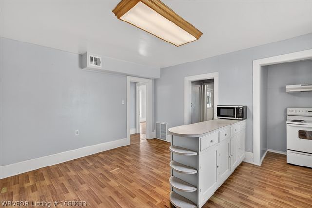 22 Fowler Street, Greenwood, AR 72936