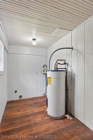 22 Fowler Street, Greenwood, AR 72936