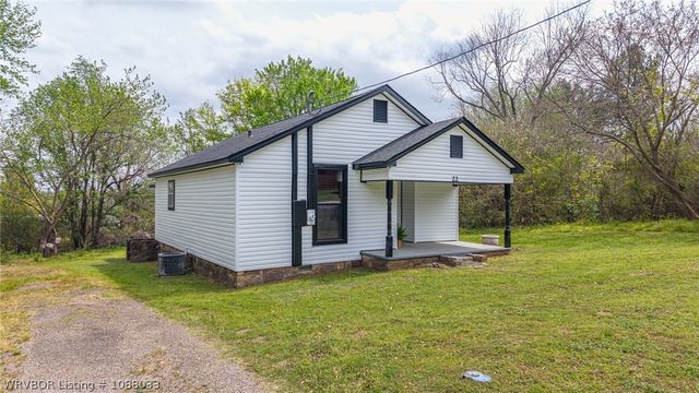 22 Fowler Street, Greenwood, AR 72936