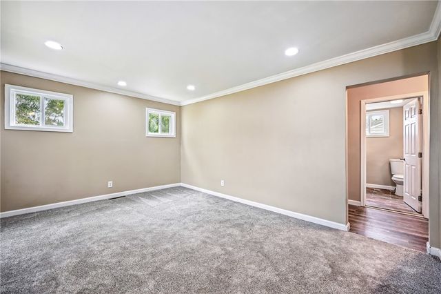 674 Deforest Court, Sharon, PA 16146