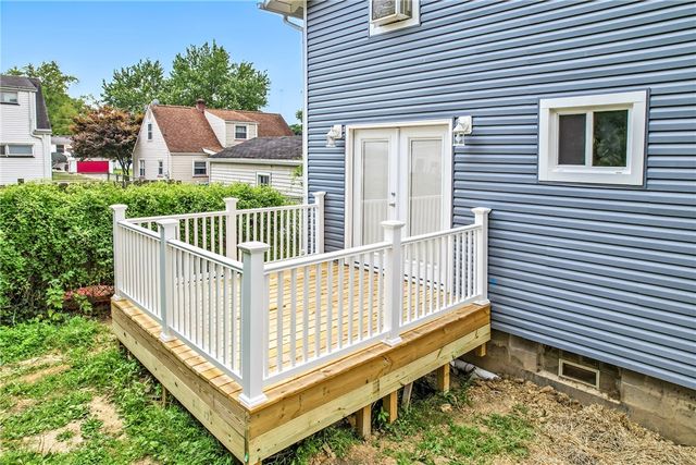 674 Deforest Court, Sharon, PA 16146