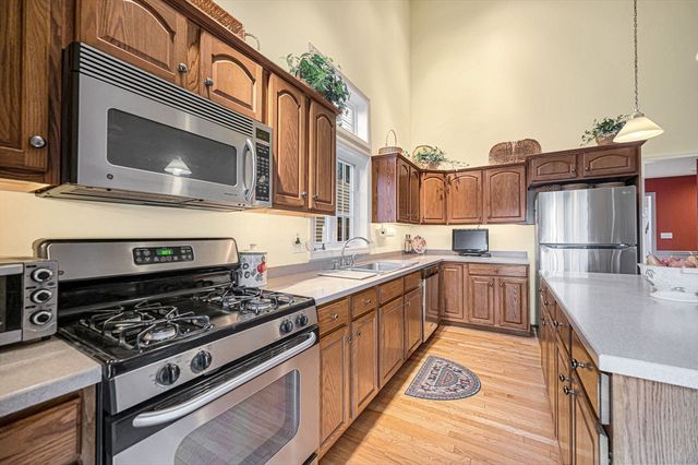 14 Muirfield Way 14, Chelmsford, MA 01863