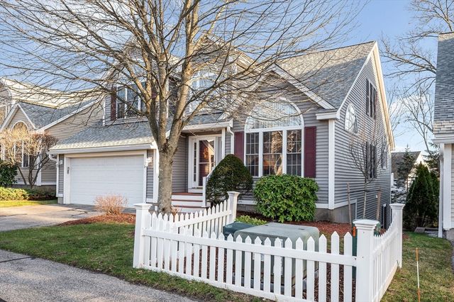 14 Muirfield Way 14, Chelmsford, MA 01863