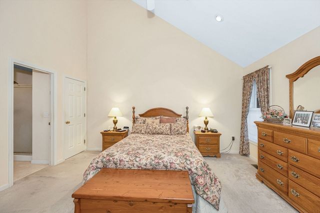 14 Muirfield Way 14, Chelmsford, MA 01863