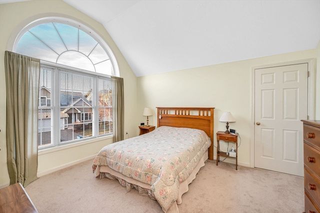 14 Muirfield Way 14, Chelmsford, MA 01863