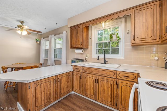 2525 Kingsport Way, Akron, OH 44314