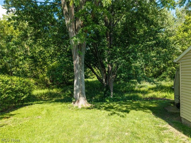 2525 Kingsport Way, Akron, OH 44314