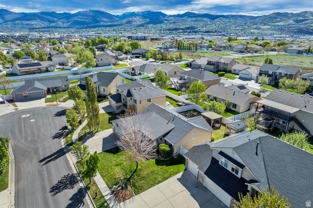 1041 ASCOT DR, North Salt Lake, UT 84054