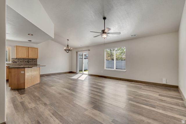 1041 ASCOT DR, North Salt Lake, UT 84054