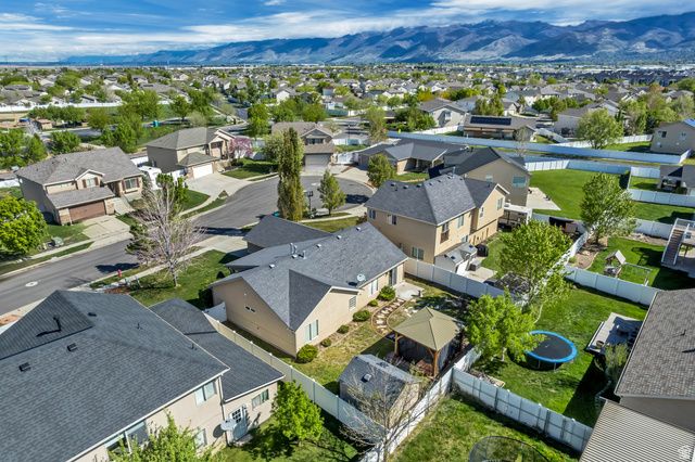 1041 ASCOT DR, North Salt Lake, UT 84054