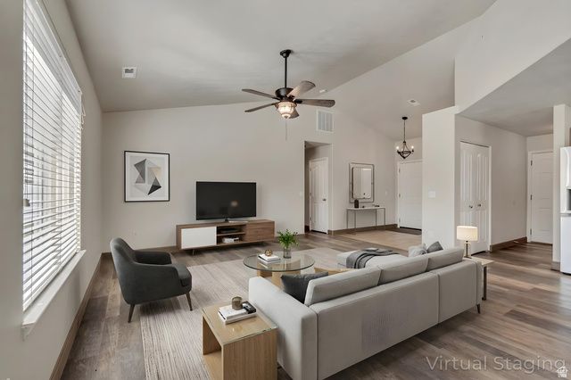 1041 ASCOT DR, North Salt Lake, UT 84054