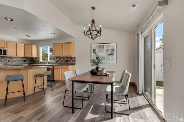 1041 ASCOT DR, North Salt Lake, UT 84054