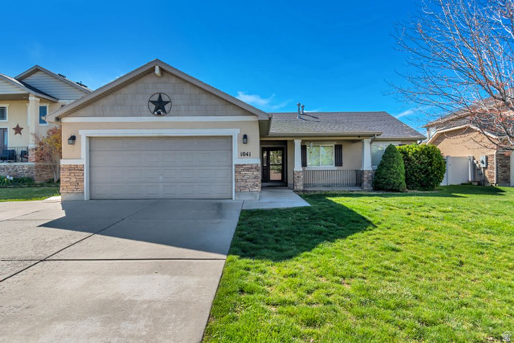1041 ASCOT DR, North Salt Lake, UT 84054