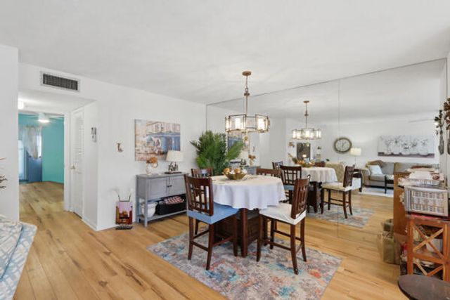 832 High Point Drive W B, Delray Beach, FL 33445