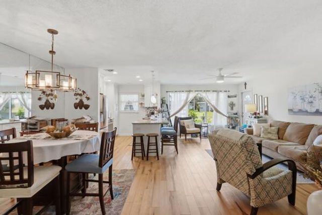 832 High Point Drive W B, Delray Beach, FL 33445